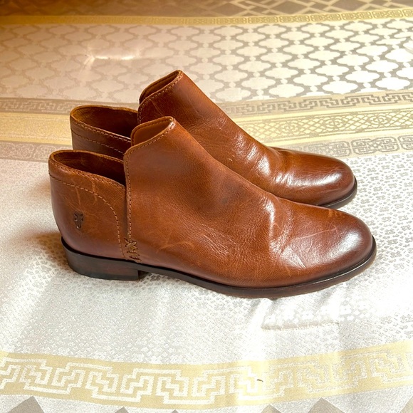 Frye Shoes - Frye low profile shoe/boot.